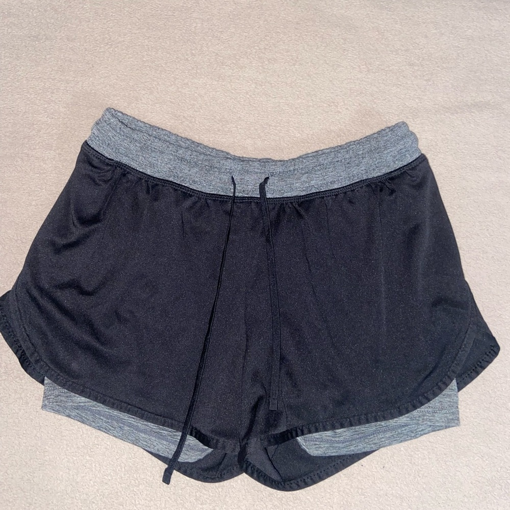 Champion Women's Black and Gray Athletic Shorts Small